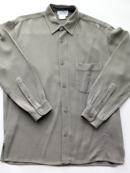 WinterSilks Other - Winter Silks The White Pine Co., Ltd. Gray 100% Silk Shirt Size: M Made in China